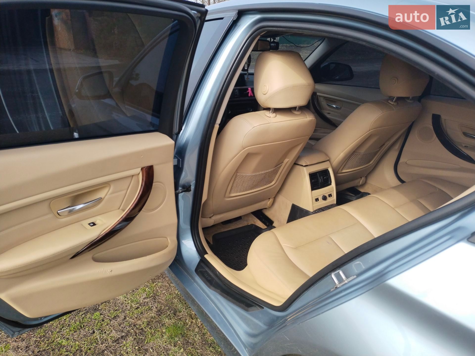 BMW 3 Series 2012 VIN WBA3B3C53DF542659 фото оголошення 5 з 6