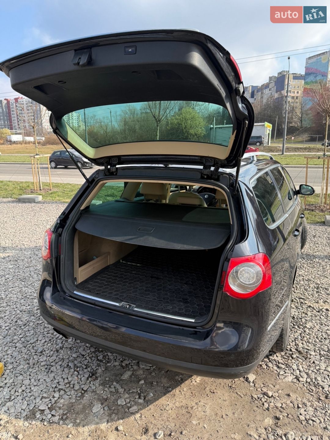 Volkswagen Passat 2007 VIN WVWZZZ3CZ8E075879 фото оголошення 8 з 17