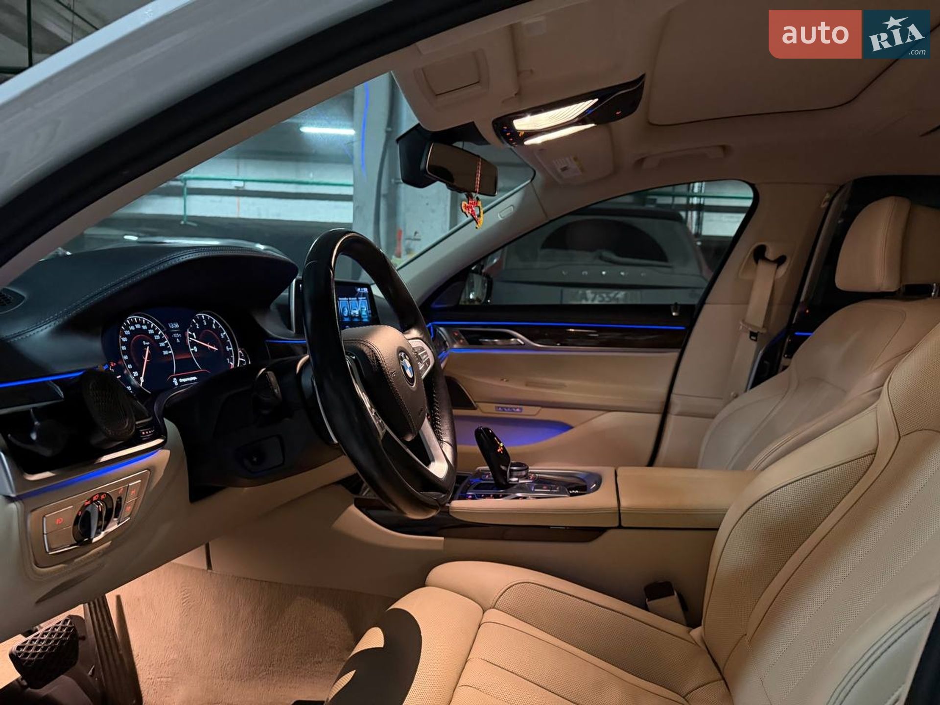 BMW 7 Series 2015 VIN WBA7E2C56GG504151 фото оголошення 20 з 25