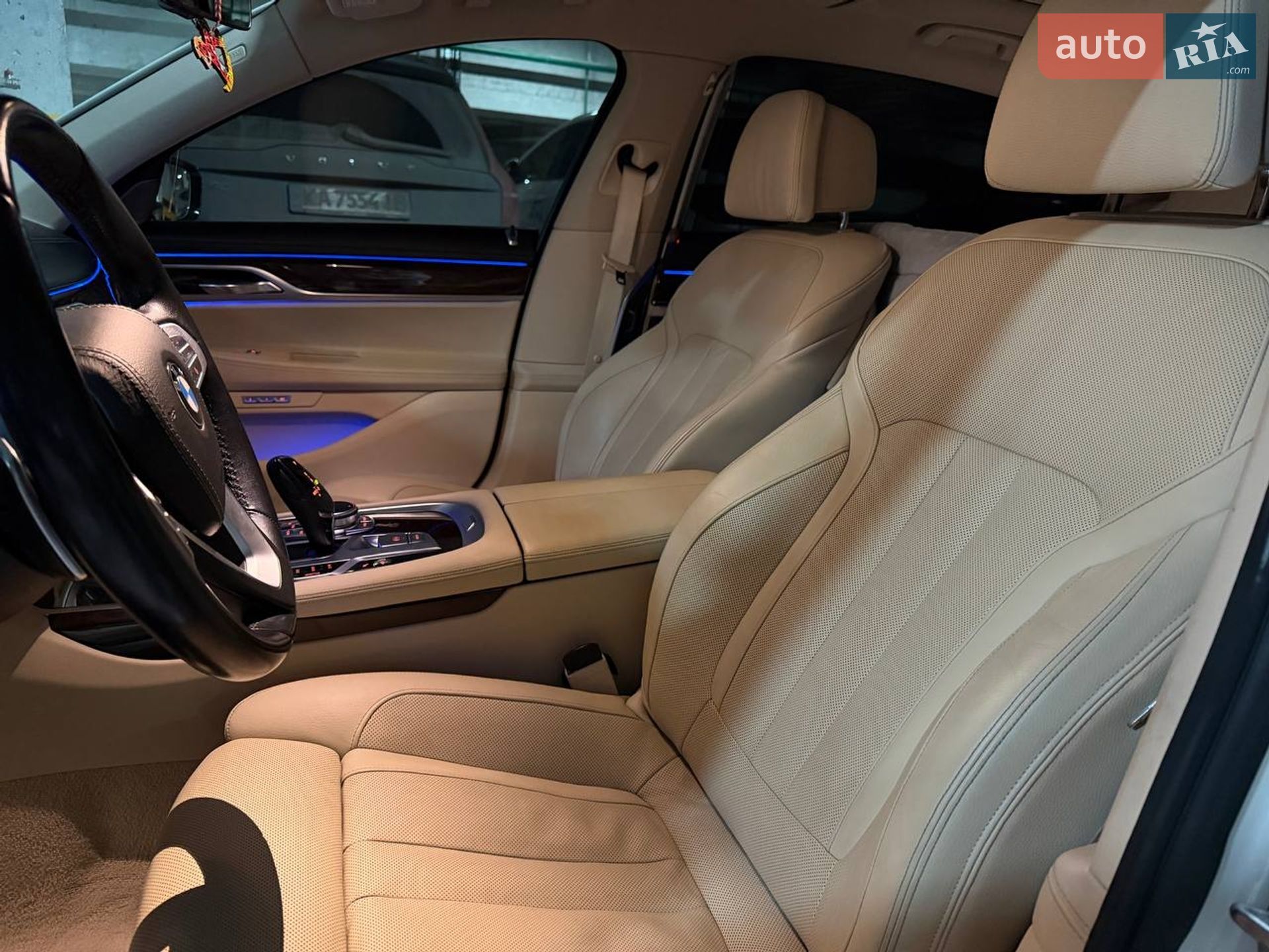 BMW 7 Series 2015 VIN WBA7E2C56GG504151 фото оголошення 21 з 25