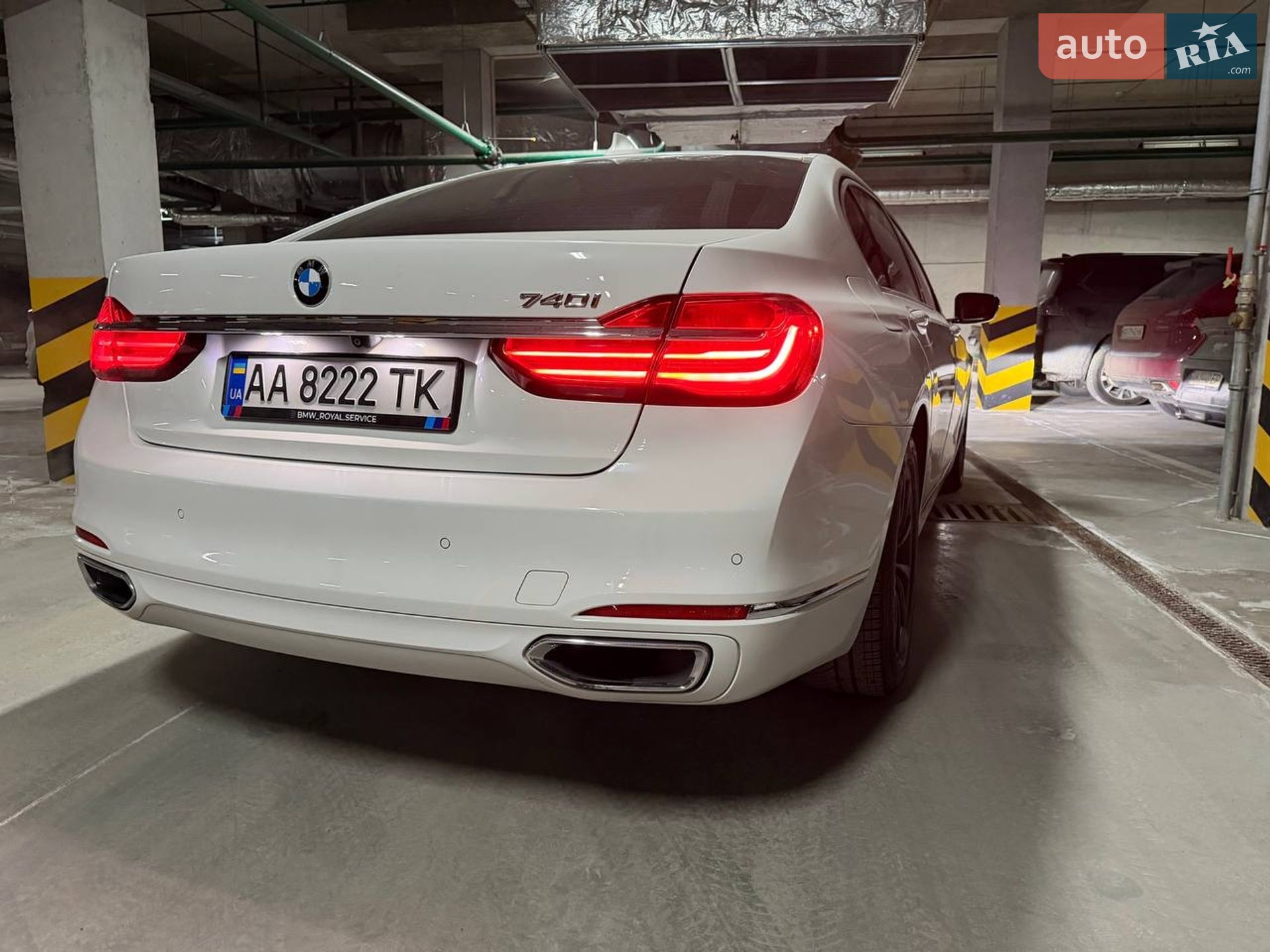 BMW 7 Series 2015 VIN WBA7E2C56GG504151 фото оголошення 11 з 25