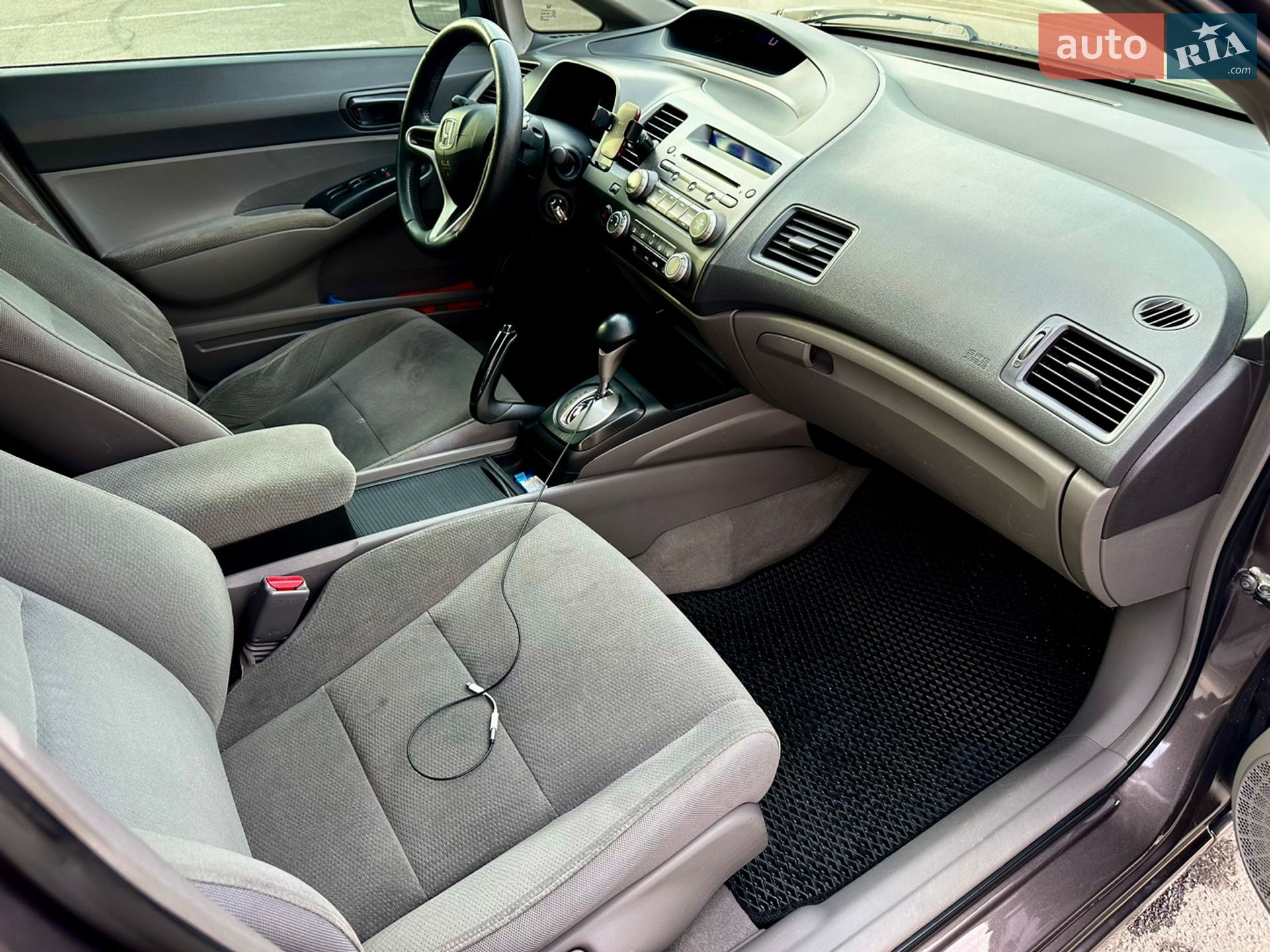 Honda Civic 2010 VIN 2HGFA1F48BH007608 фото оголошення 15 з 17