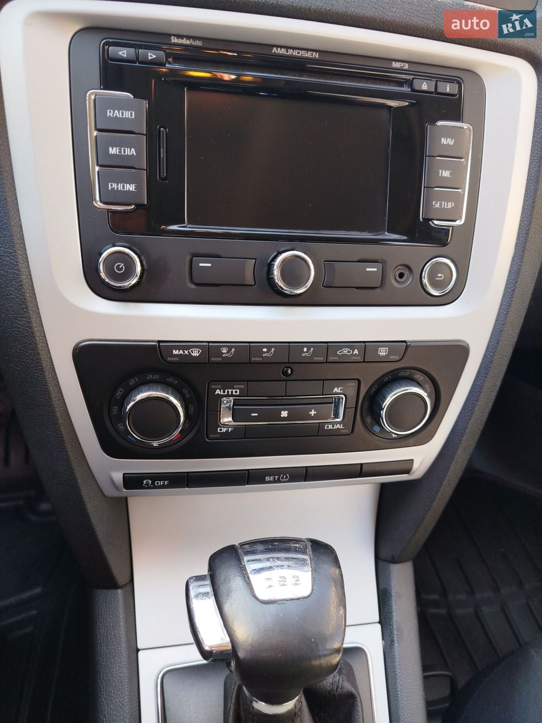 Skoda Octavia 2010 VIN TMBHM61Z8B8015731 фото оголошення 14 з 16