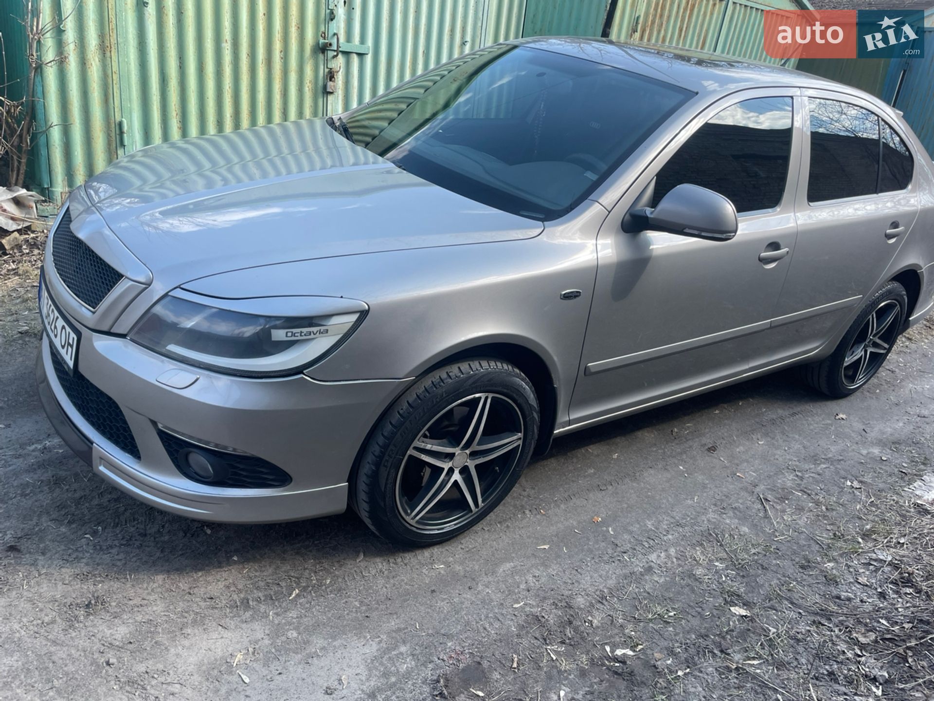 Skoda Octavia 2010 VIN TMBBE41Z7AB152703 фото оголошення 3 з 31