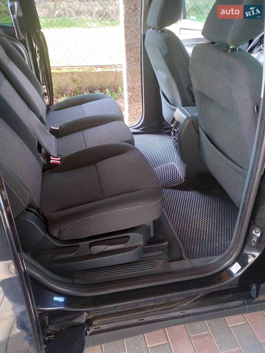 Ford Grand C-Max 2011 VIN WF0HXXWPBHBS22328 фото оголошення 9 з 14