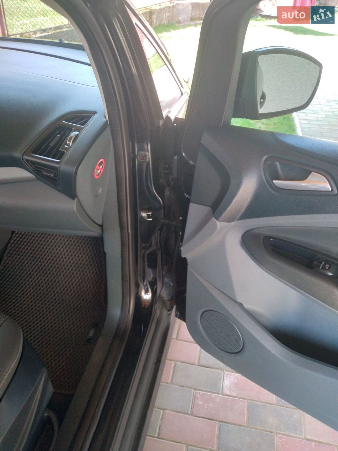 Ford Grand C-Max 2011 VIN WF0HXXWPBHBS22328 фото оголошення 12 з 14