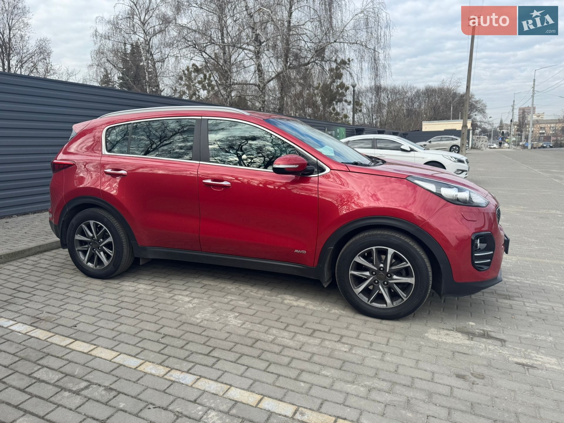 Kia Sportage 2016 VIN U5YPH81ADHL345462 фото оголошення 4 з 11
