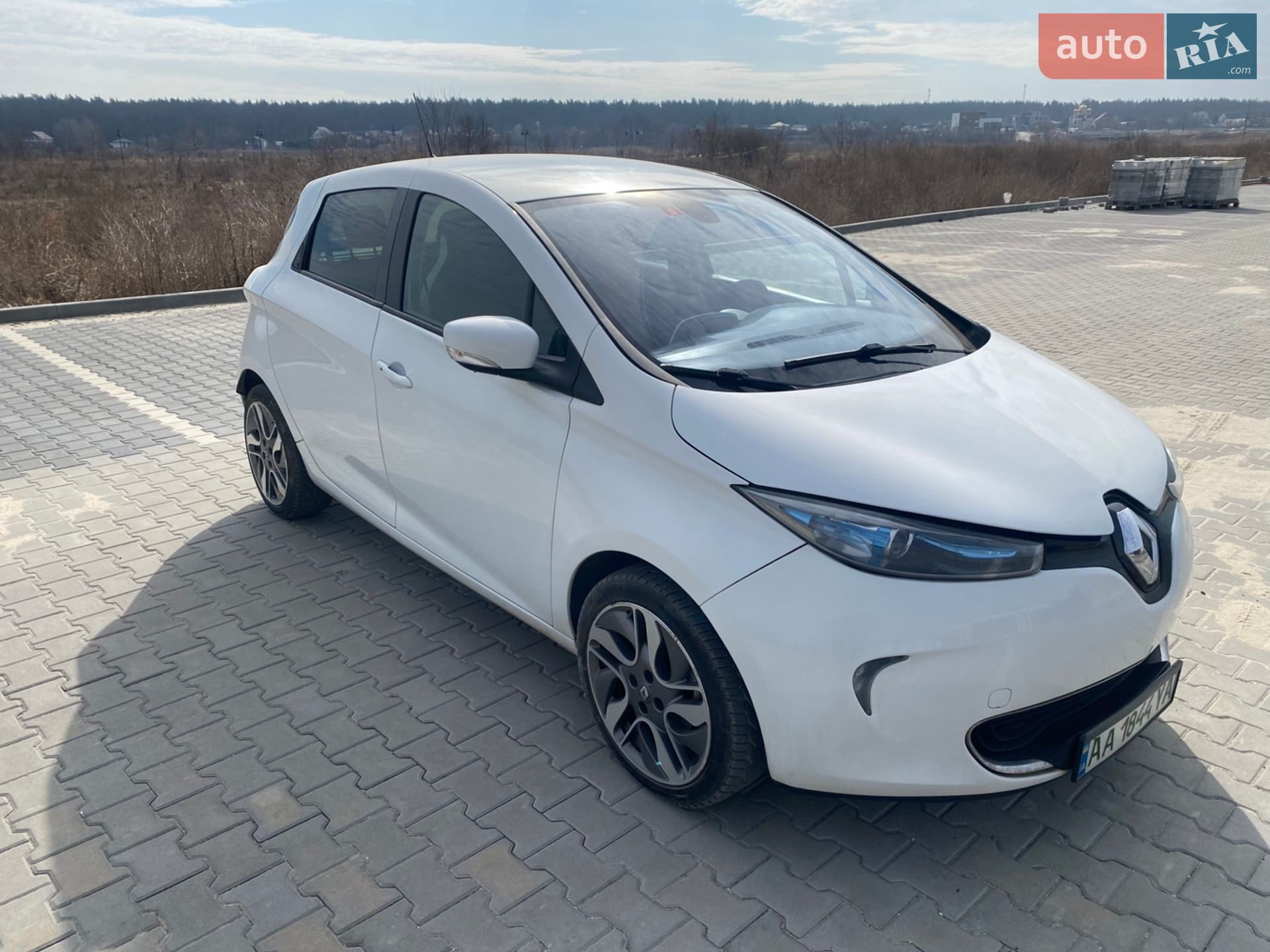 Renault Zoe 2016 VIN VF1AGVYB056015330 фото оголошення 3 з 10