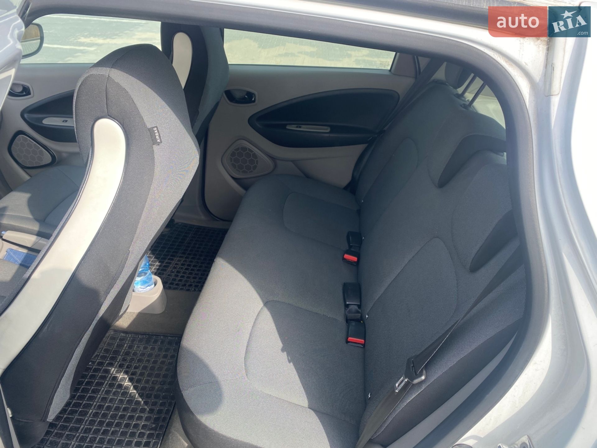 Renault Zoe 2016 VIN VF1AGVYB056015330 фото оголошення 9 з 10