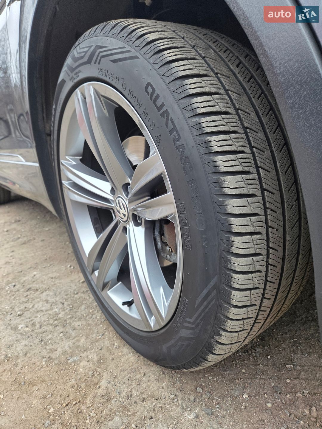 Volkswagen Tiguan 2019 VIN WVGZZZ5NZKM002526 фото оголошення 11 з 192