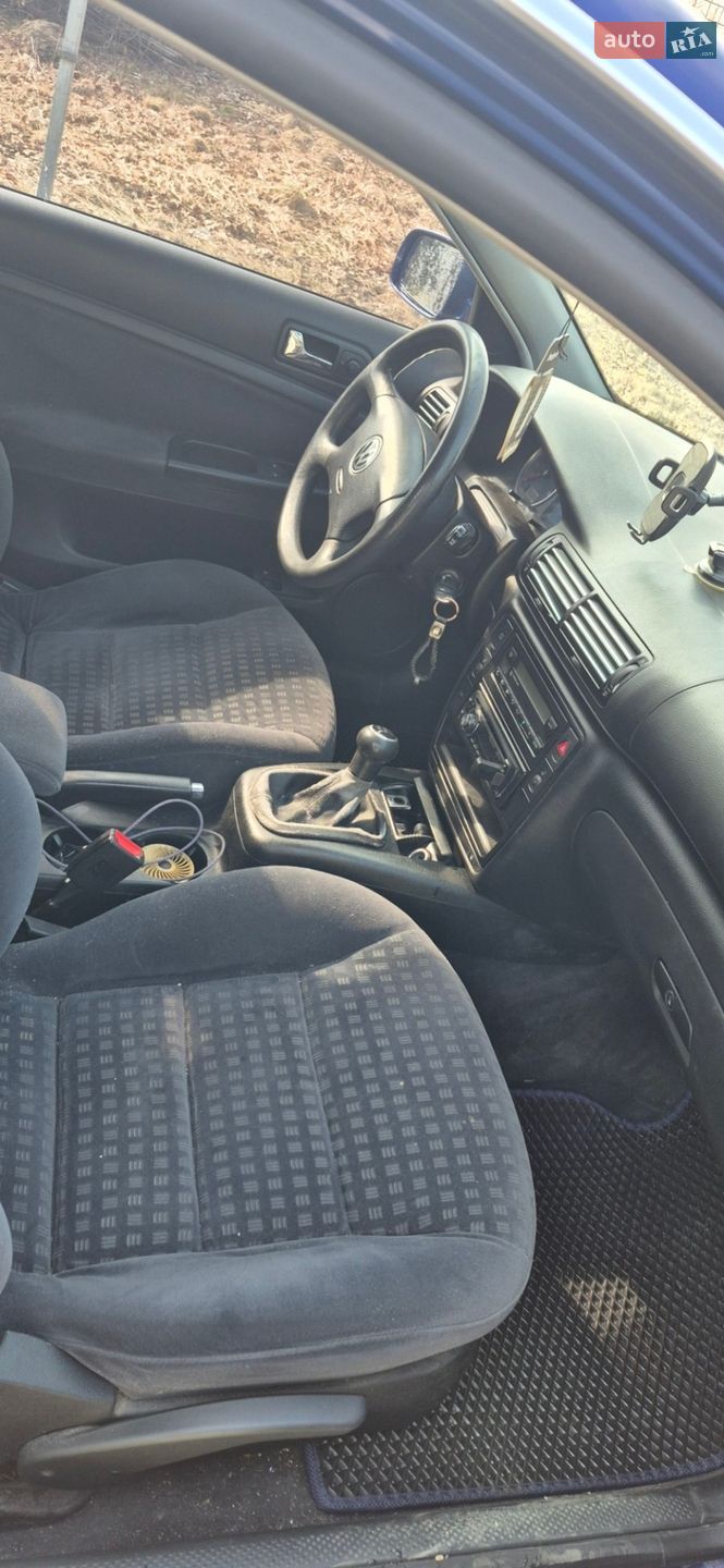 Volkswagen Passat 2001 VIN WVWZZZ3BZ1E155044 фото оголошення 5 з 35