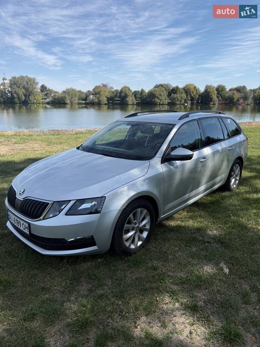 Skoda Octavia 2017 VIN TMBJG7NE3J0164129 фото оголошення 4 з 10