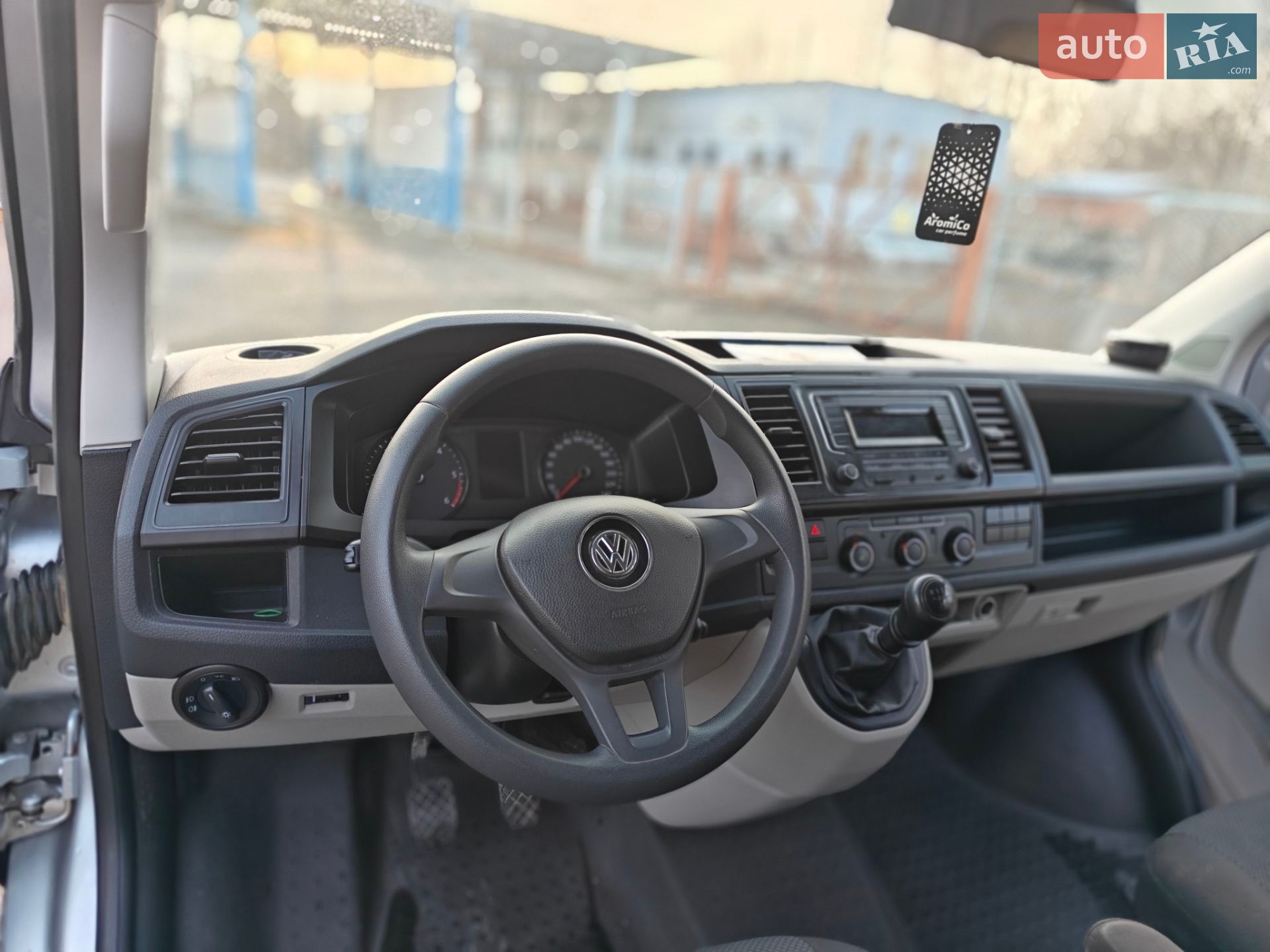 Volkswagen Transporter 2016 VIN WV1ZZZ7HZHH002462 фото оголошення 25 з 46
