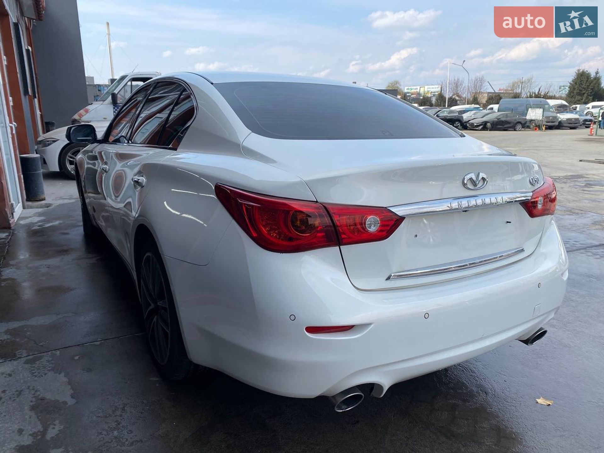 Infiniti Q50 2015 VIN JNKDV71E5FM531412 фото оголошення 7 з 26