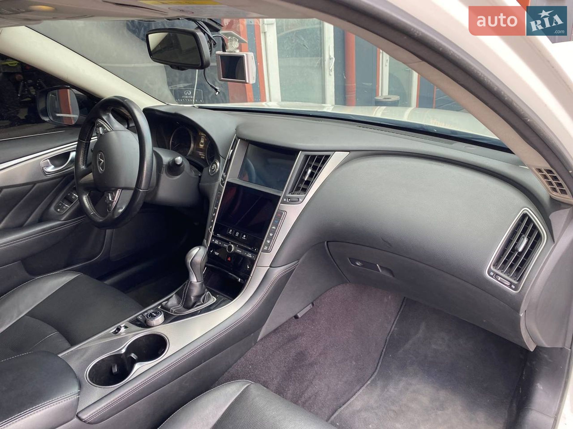 Infiniti Q50 2015 VIN JNKDV71E5FM531412 фото оголошення 12 з 26