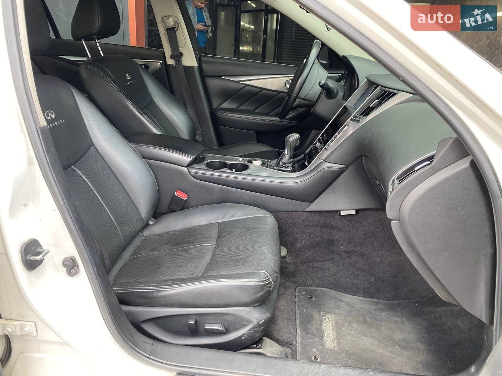 Infiniti Q50 2015 VIN JNKDV71E5FM531412 фото оголошення 14 з 26