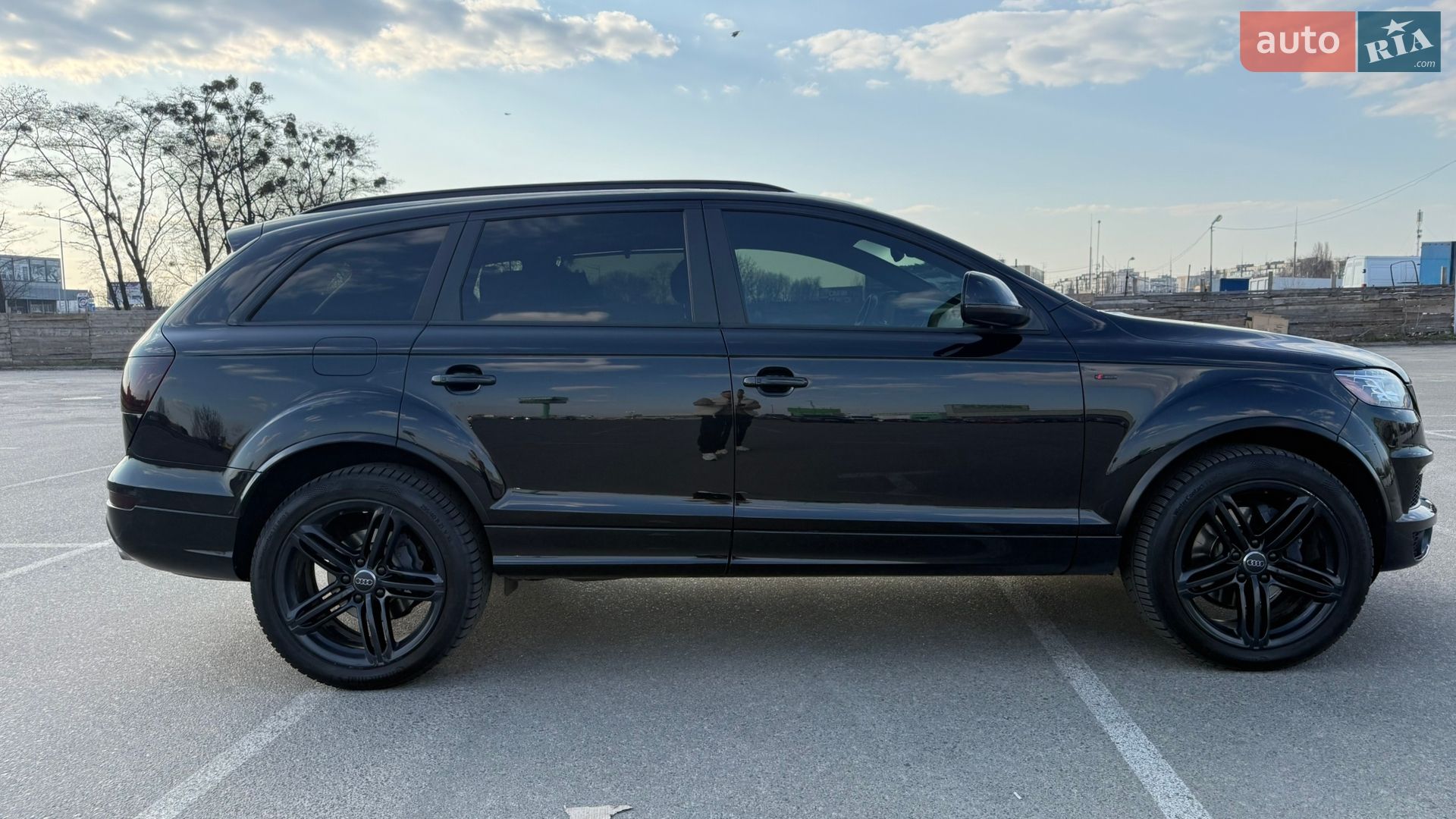 Audi Q7 2014 VIN WA1WMAFE1FD002648 фото оголошення 4 з 37