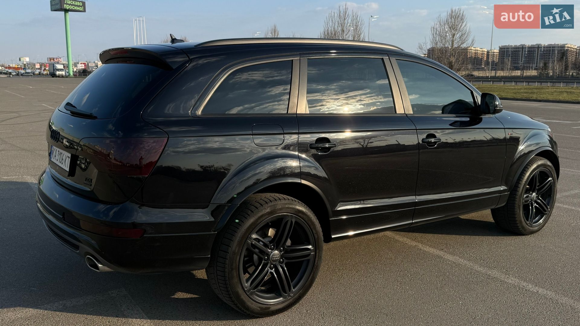 Audi Q7 2014 VIN WA1WMAFE1FD002648 фото оголошення 31 з 37