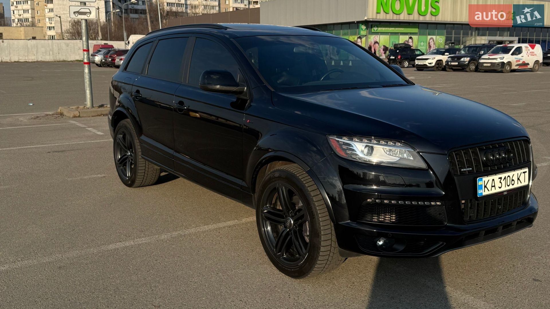 Audi Q7 2014 VIN WA1WMAFE1FD002648 фото оголошення 33 з 37