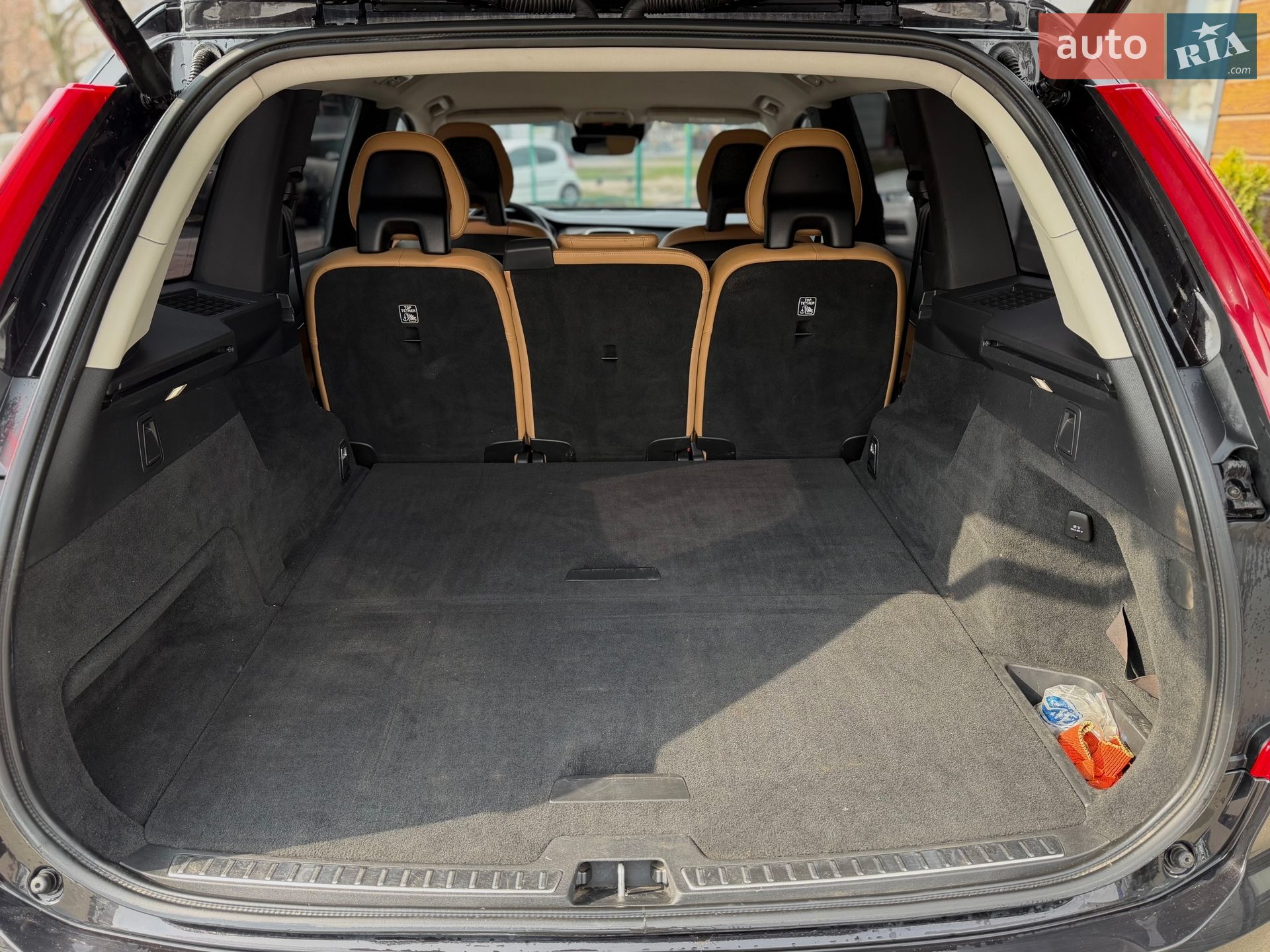 Volvo XC90 2016 VIN YV1LC10BCG1080704 фото оголошення 17 з 51