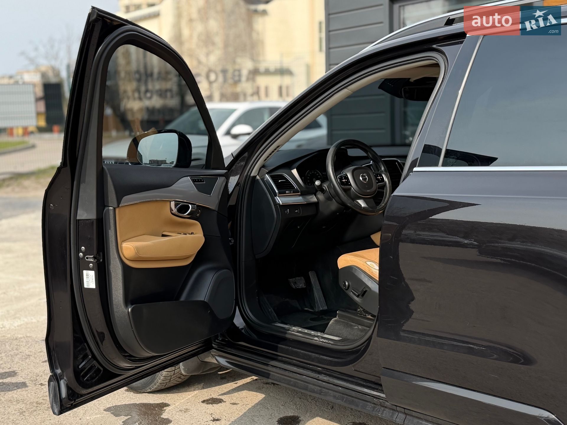 Volvo XC90 2016 VIN YV1LC10BCG1080704 фото оголошення 25 з 51