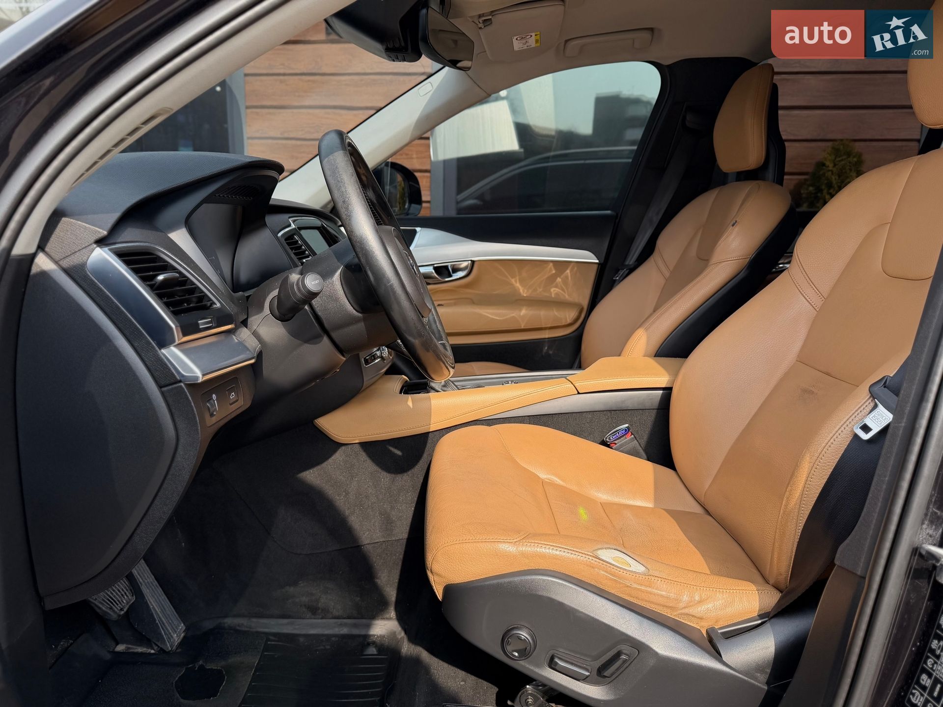 Volvo XC90 2016 VIN YV1LC10BCG1080704 фото оголошення 29 з 51