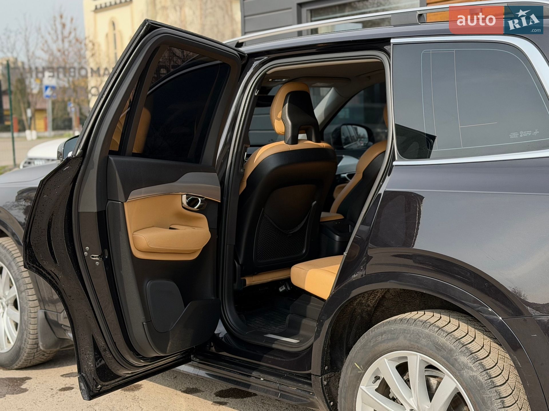 Volvo XC90 2016 VIN YV1LC10BCG1080704 фото оголошення 46 з 51
