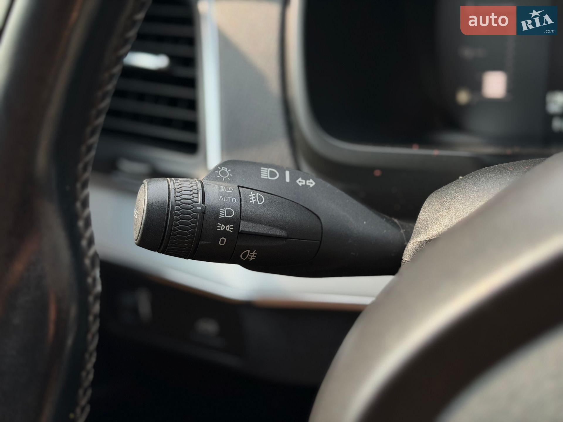 Volvo XC90 2016 VIN YV1LC10BCG1080704 фото оголошення 39 з 51