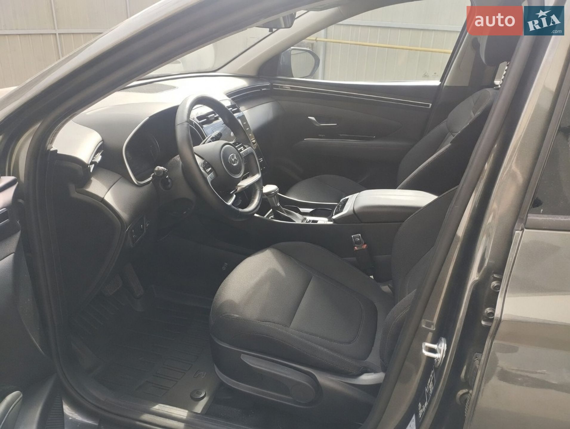Hyundai Tucson 2023 VIN TMAJB81DBNJ386531 фото оголошення 4 з 5