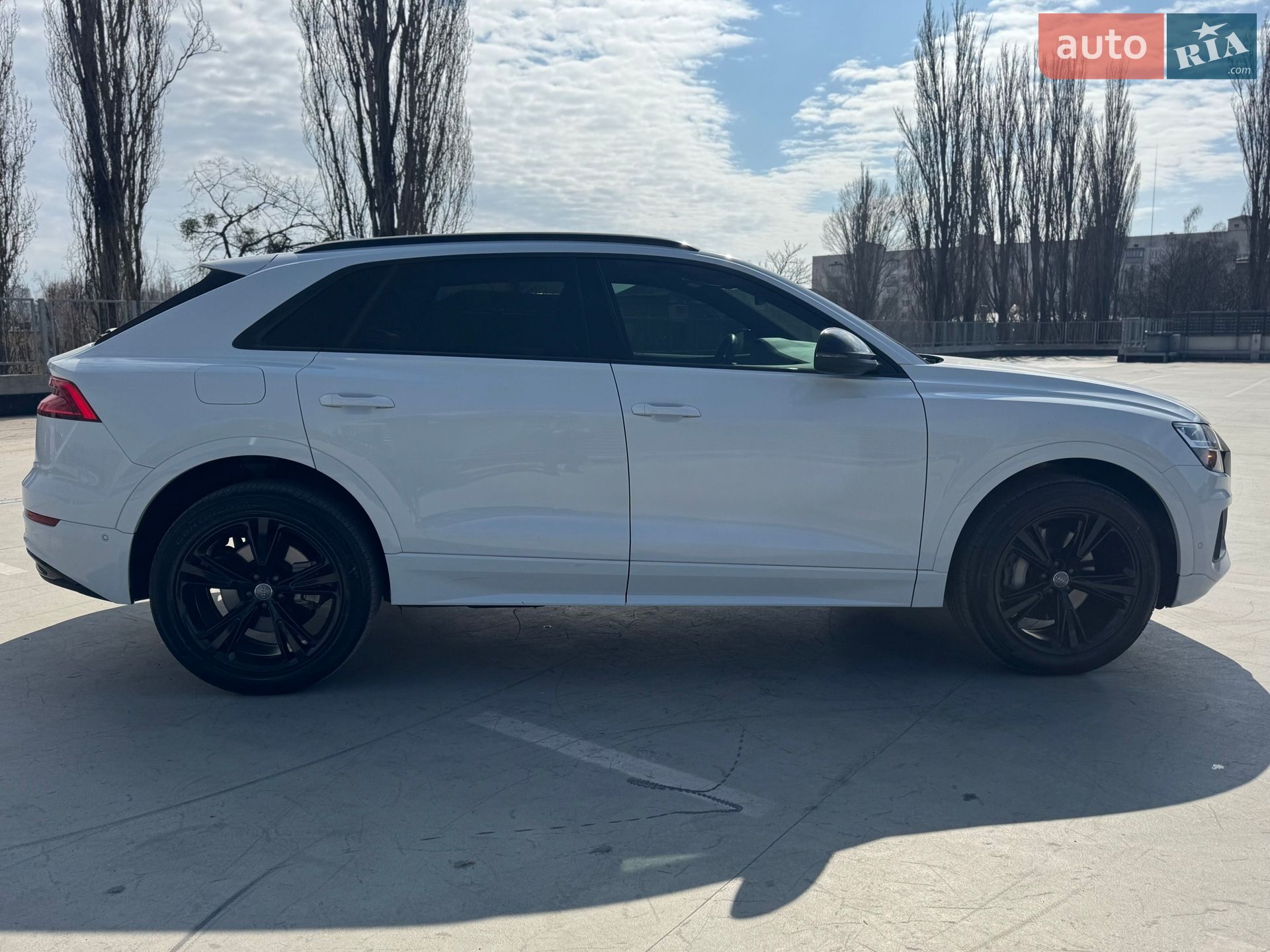 Audi Q8 2018 VIN WA1BVAF13KD008308 фото оголошення 6 з 18