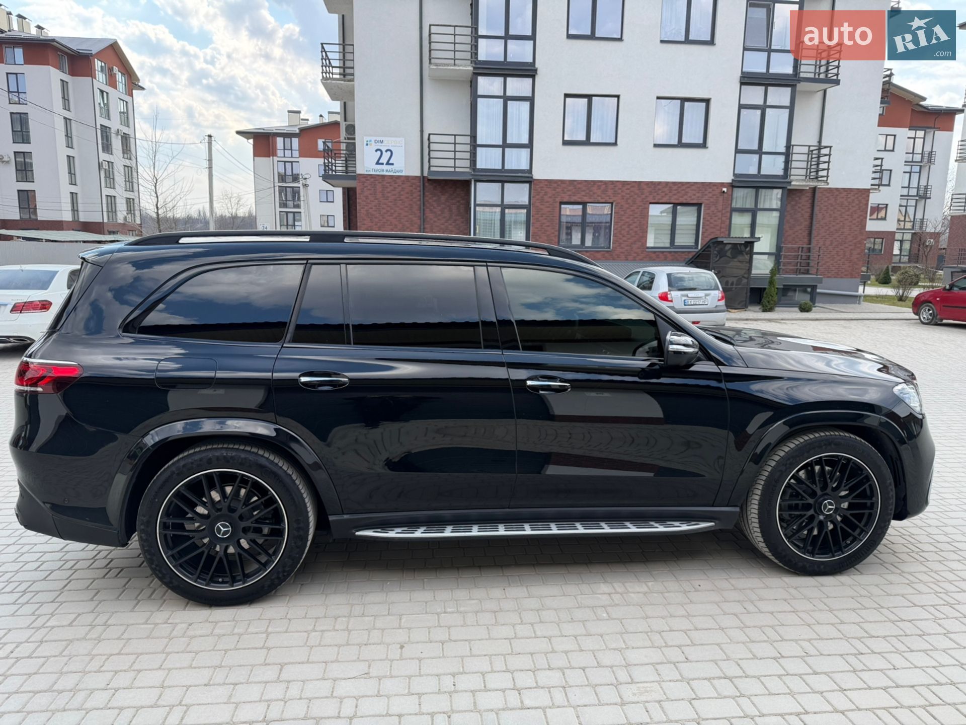 Mercedes-Benz GLS-Class 2019 VIN WDC1679211A135061 фото оголошення 14 з 27