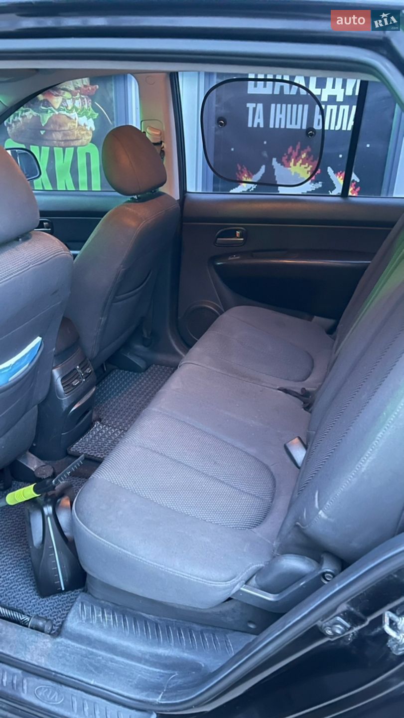 Kia Carens 2007 VIN Y6LFG52137L000075 фото оголошення 12 з 25