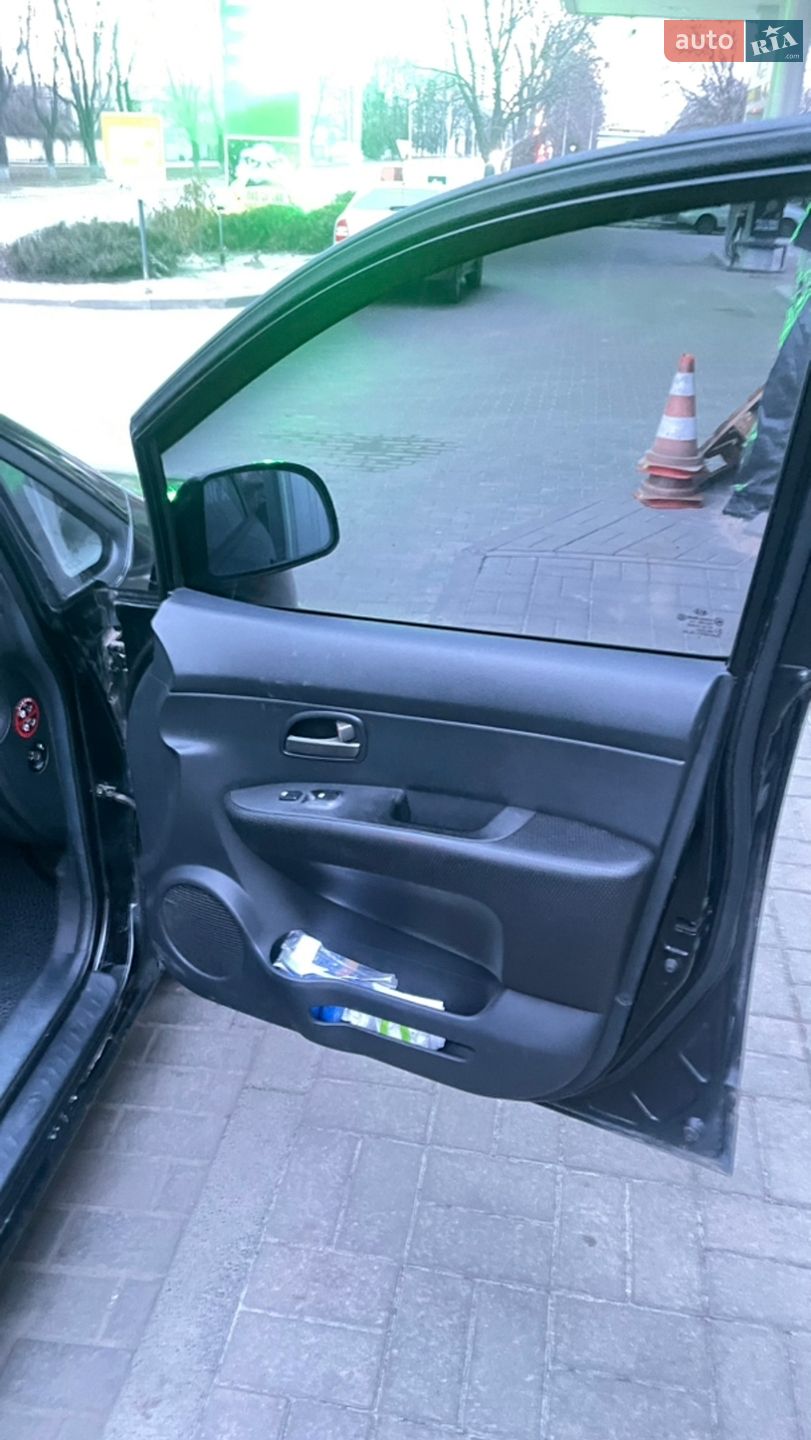Kia Carens 2007 VIN Y6LFG52137L000075 фото оголошення 21 з 25