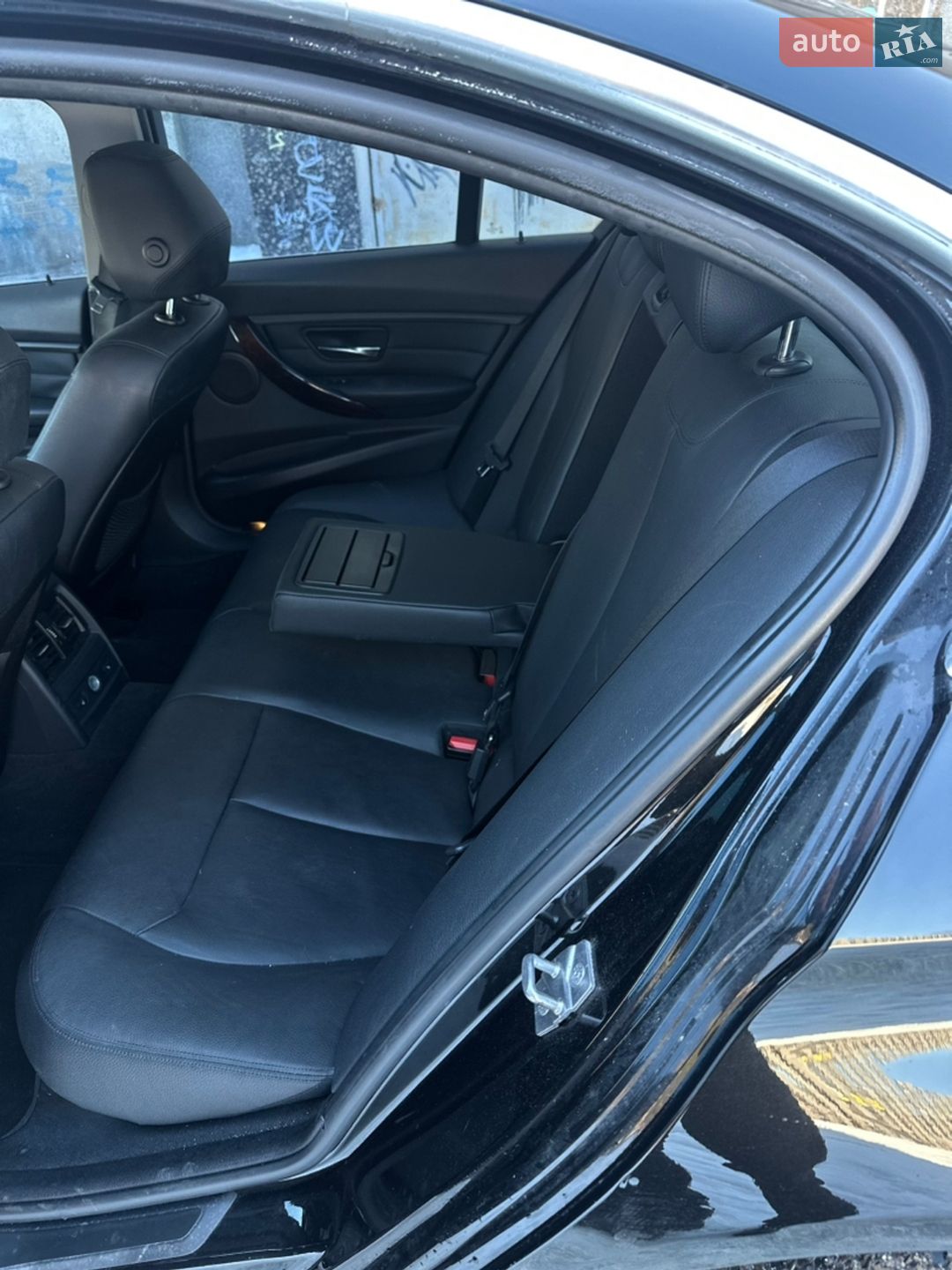 BMW 3 Series 2013 VIN WBA3F9C51DF484395 фото оголошення 7 з 19