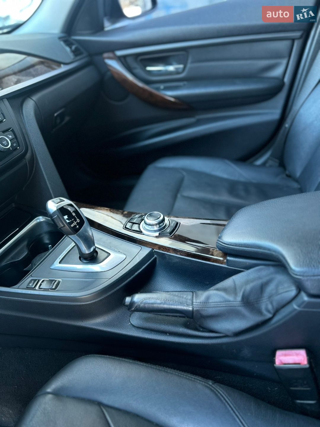 BMW 3 Series 2013 VIN WBA3F9C51DF484395 фото оголошення 11 з 19