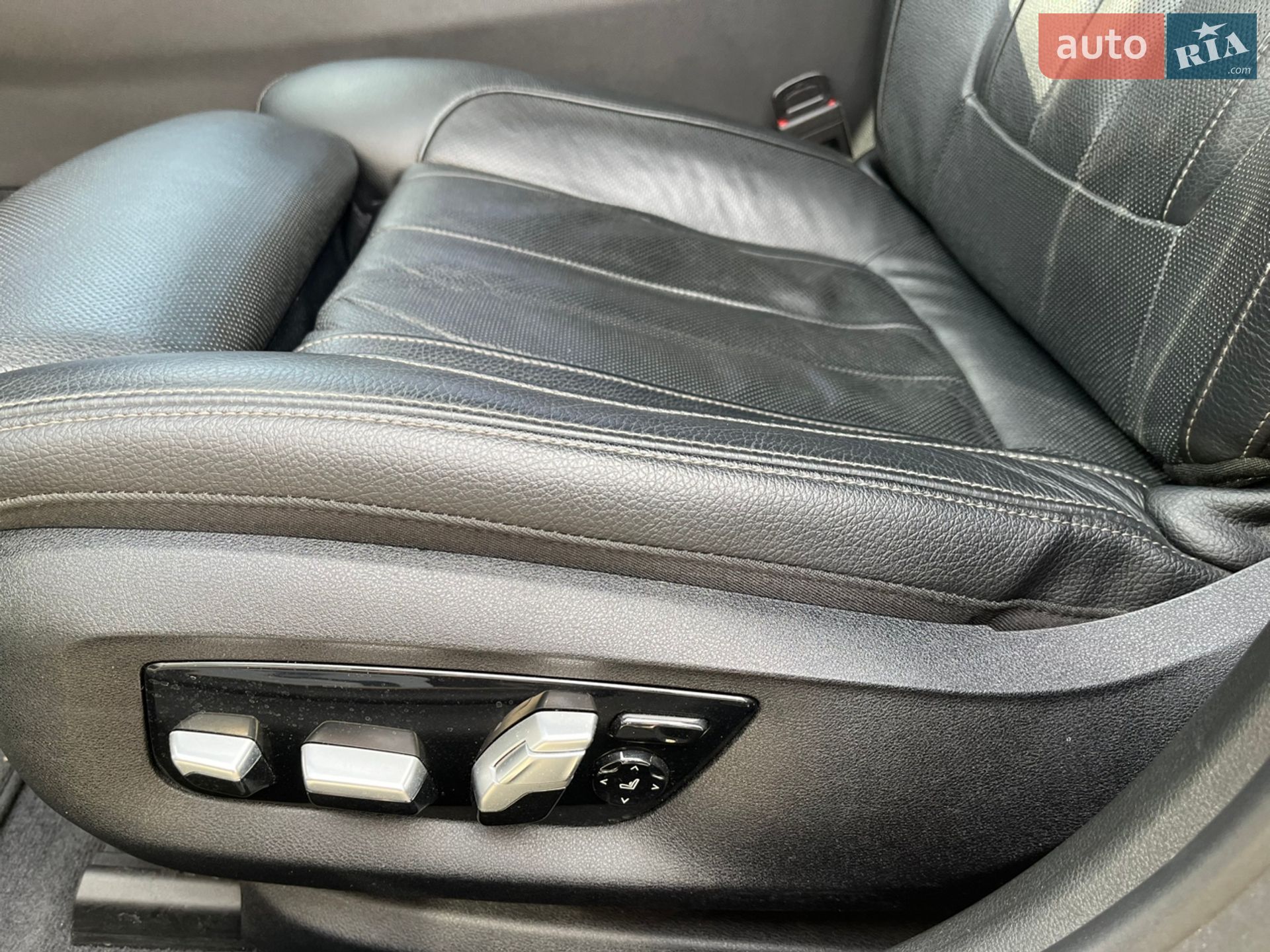 BMW 5 Series 2017 VIN WBAJB510X0WB98352 фото оголошення 5 з 10