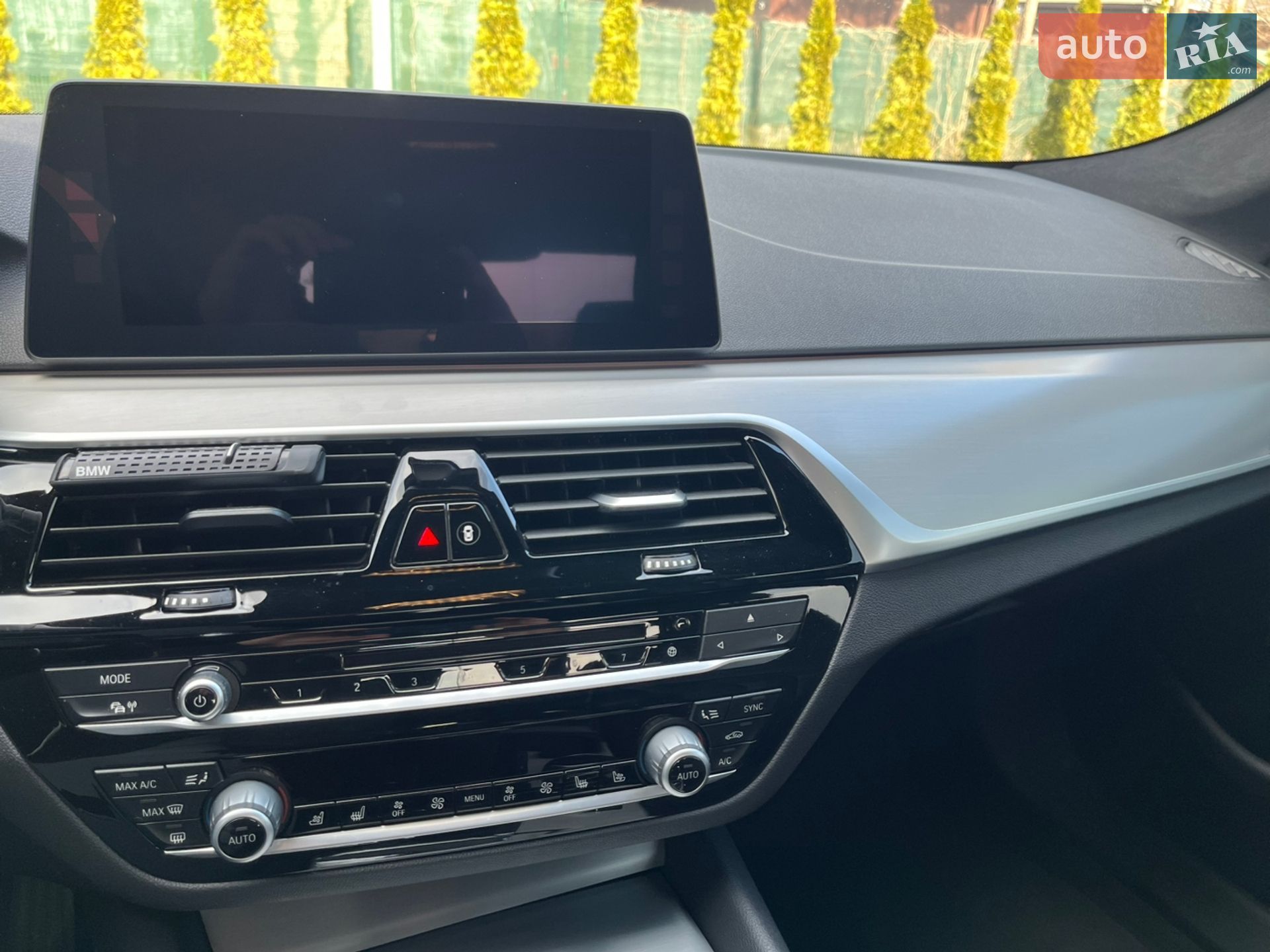 BMW 5 Series 2017 VIN WBAJB510X0WB98352 фото оголошення 7 з 10