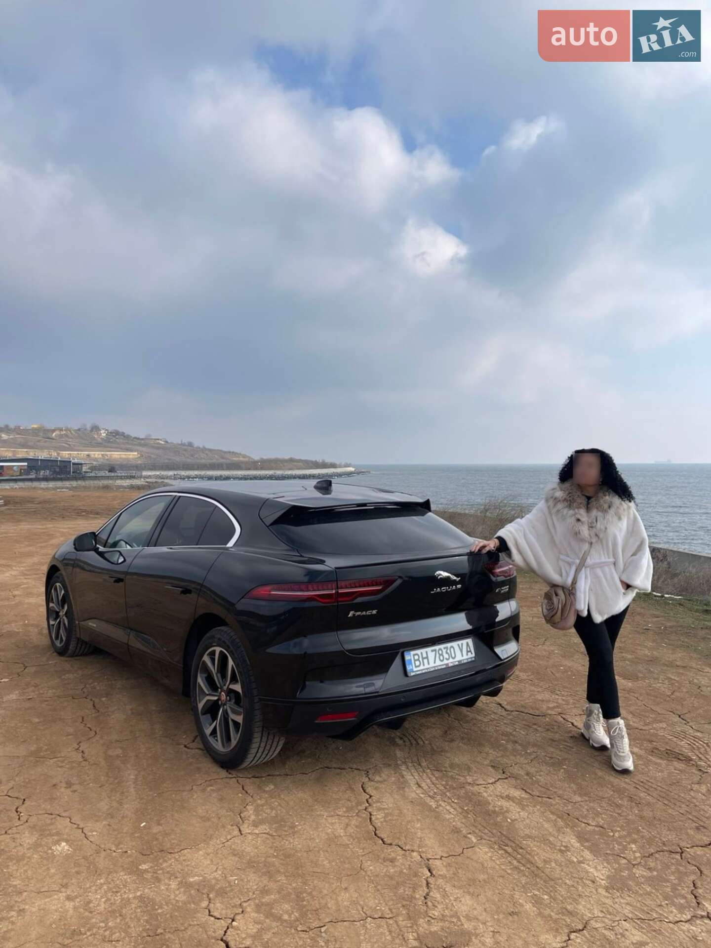 Jaguar I-Pace 2018 VIN SADHD2S1XK1F60248 фото оголошення 23 з 26