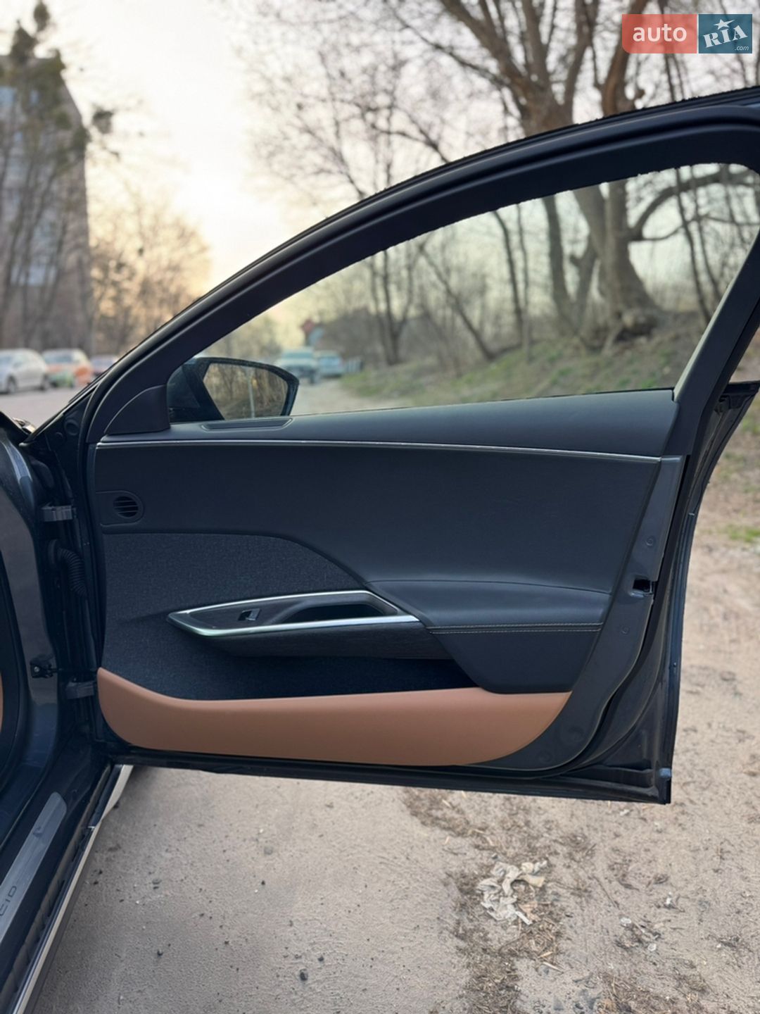 Lucid Air 2023 VIN 50EA1TEA9RA006418 фото оголошення 12 з 38