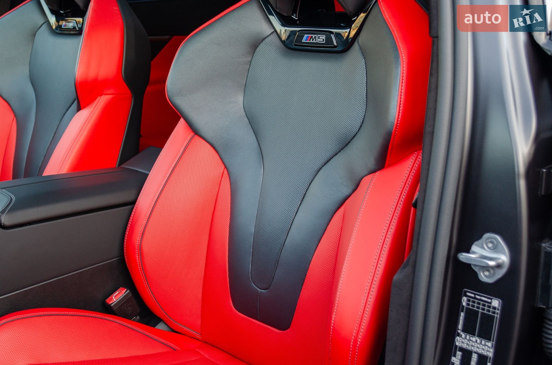 BMW M5 2024 VIN WBS81FK000CT93988 фото оголошення 32 з 40