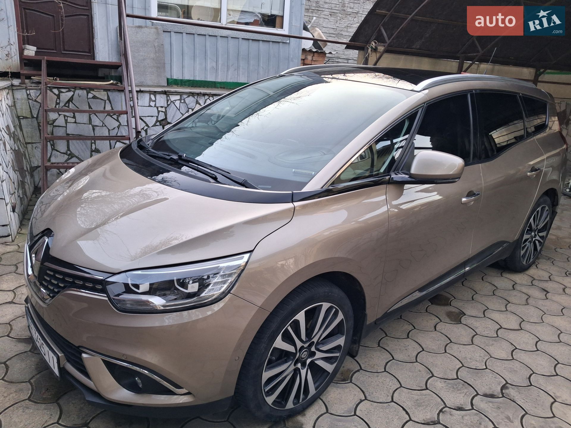 Renault Grand Scenic 2018 VIN VF1RFA00860977003 фото оголошення 3 з 30
