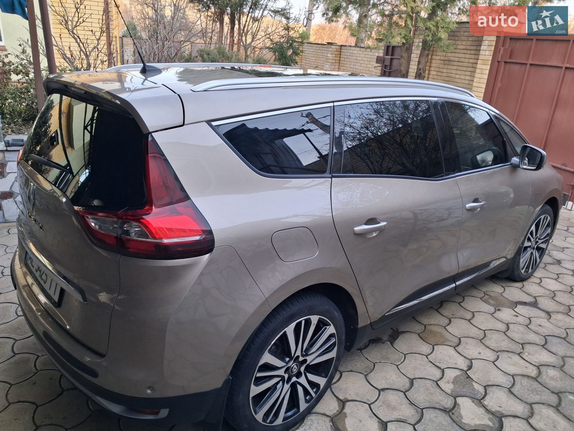 Renault Grand Scenic 2018 VIN VF1RFA00860977003 фото оголошення 4 з 30