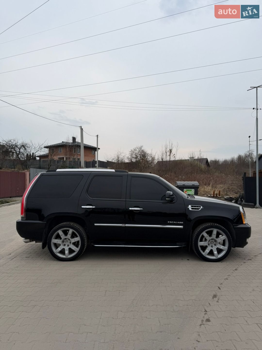 Cadillac Escalade 2011 VIN 1GYS4BEF7BR357979 фото оголошення 5 з 18