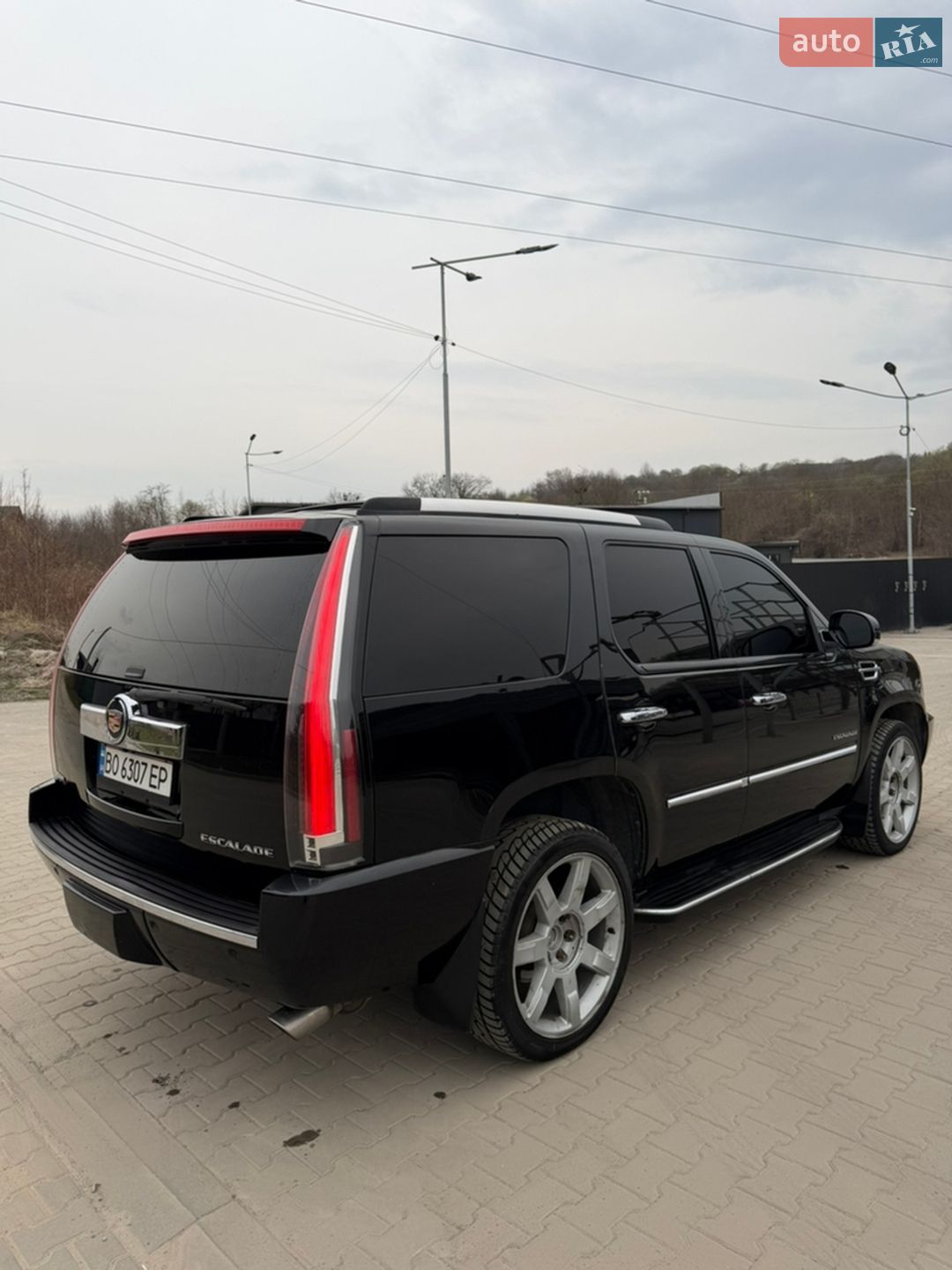 Cadillac Escalade 2011 VIN 1GYS4BEF7BR357979 фото оголошення 11 з 18