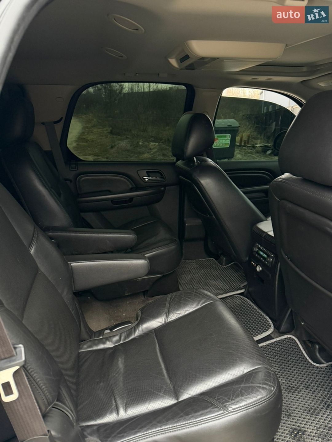Cadillac Escalade 2011 VIN 1GYS4BEF7BR357979 фото оголошення 17 з 18