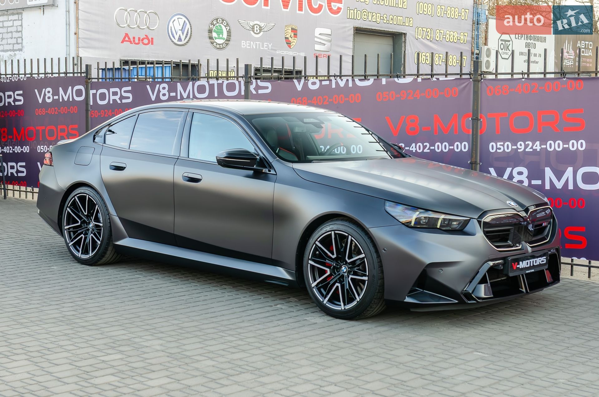 BMW M5 2024 VIN WBS81FK000CT93988 фото оголошення 3 з 40