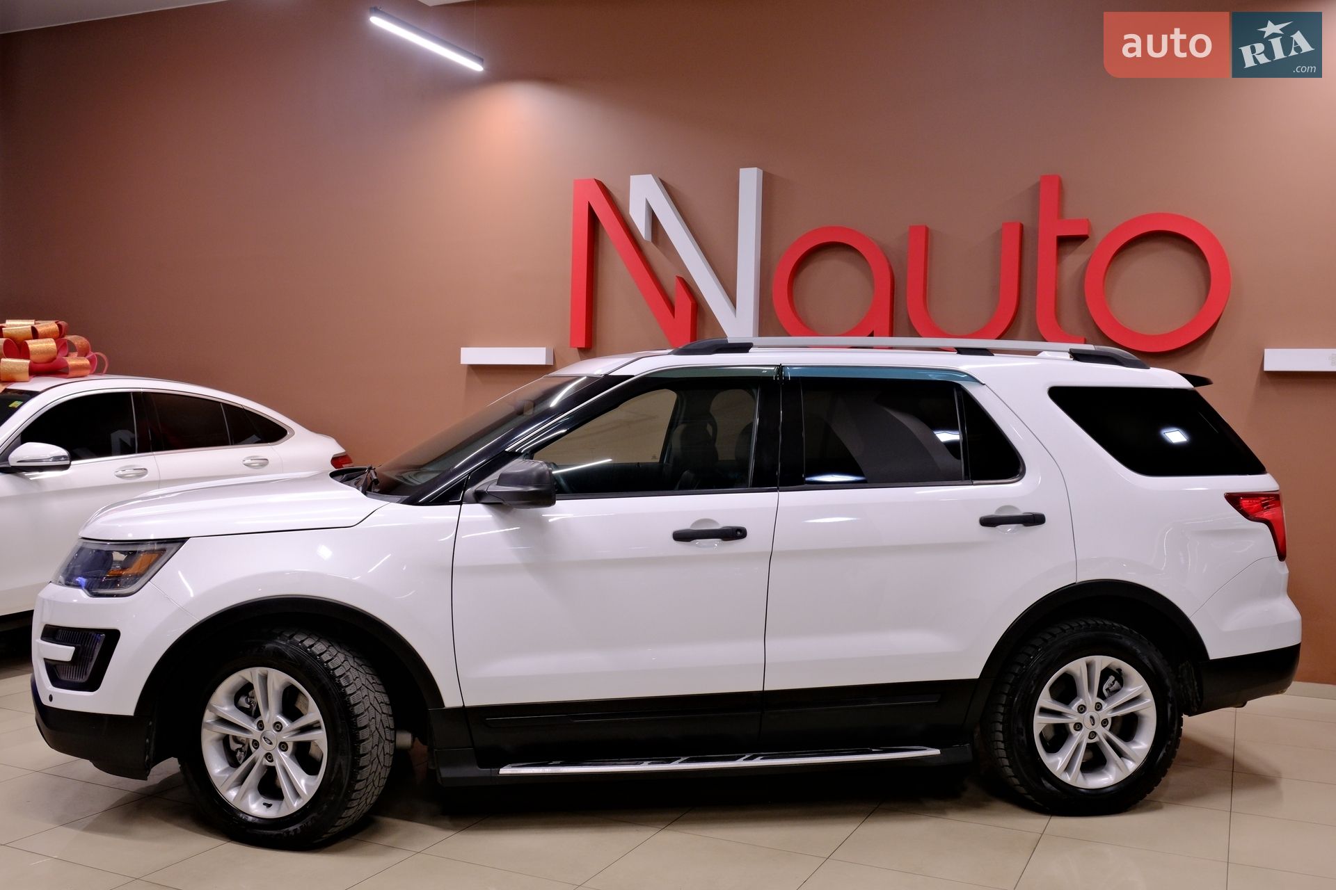 Ford Explorer 2017 VIN 1FM5K8AR3HGC26169 фото оголошення 11 з 43