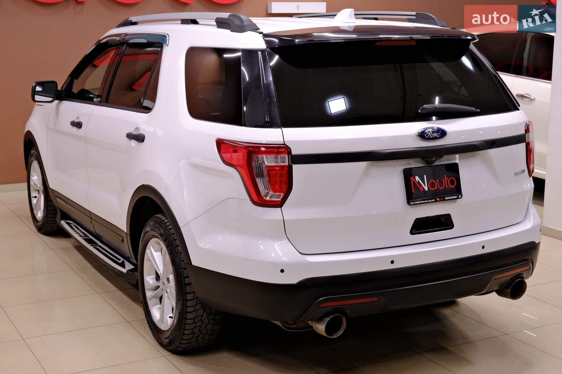 Ford Explorer 2017 VIN 1FM5K8AR3HGC26169 фото оголошення 14 з 43