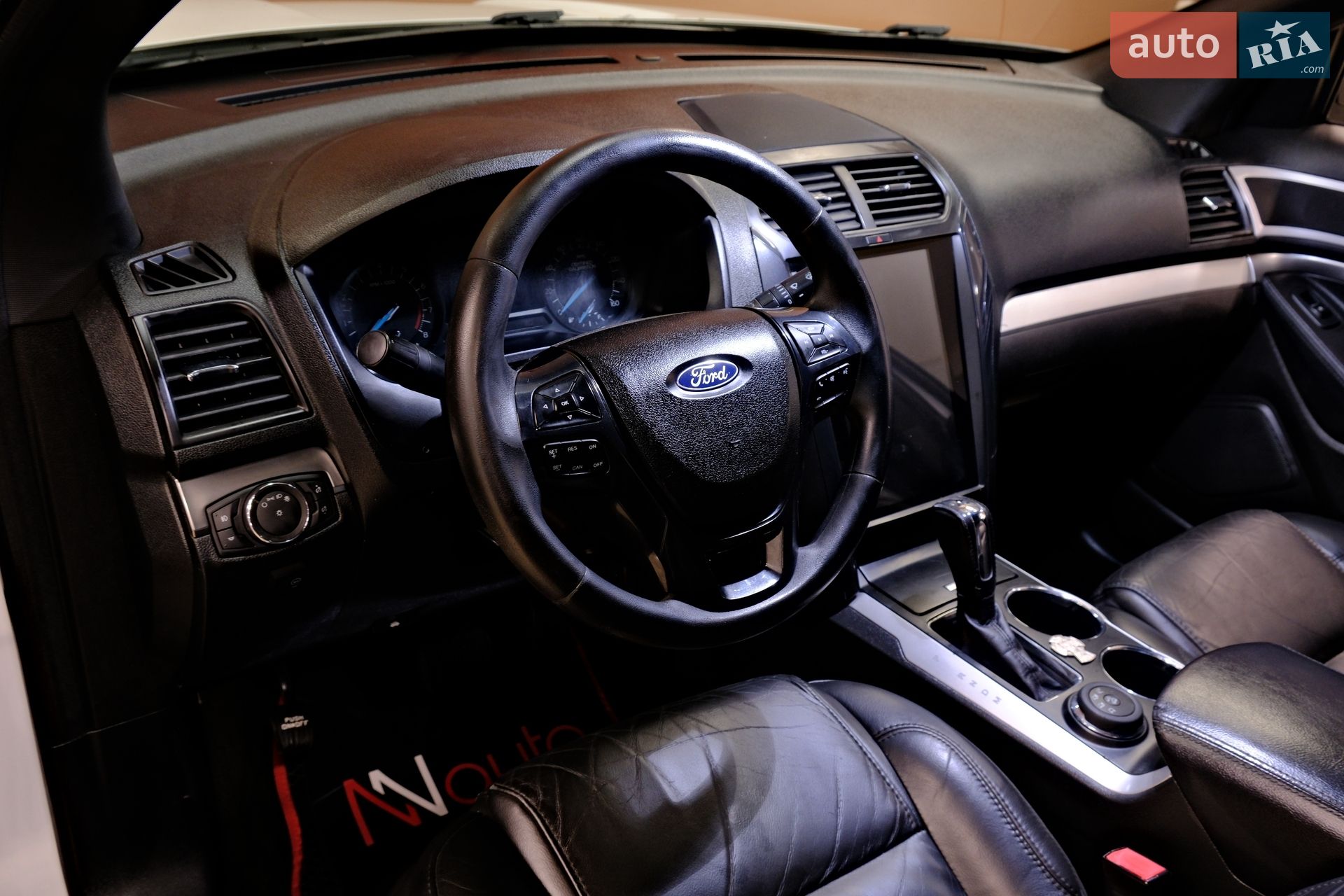 Ford Explorer 2017 VIN 1FM5K8AR3HGC26169 фото оголошення 25 з 43