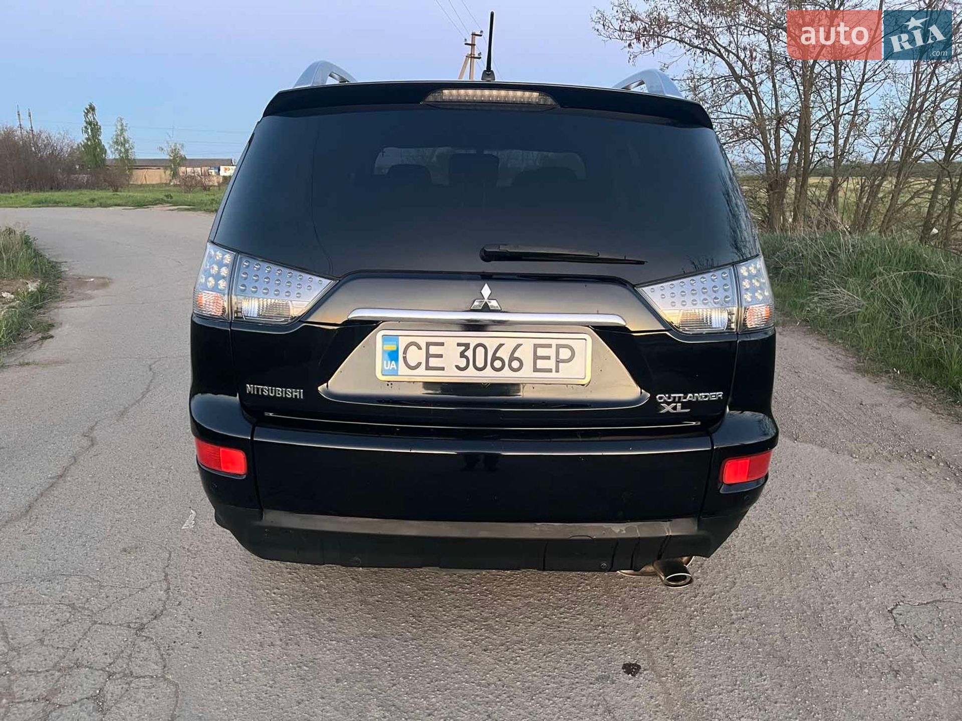 Mitsubishi Outlander XL 2010 VIN JMBXNCW4WAZ001693 фото оголошення 7 з 14